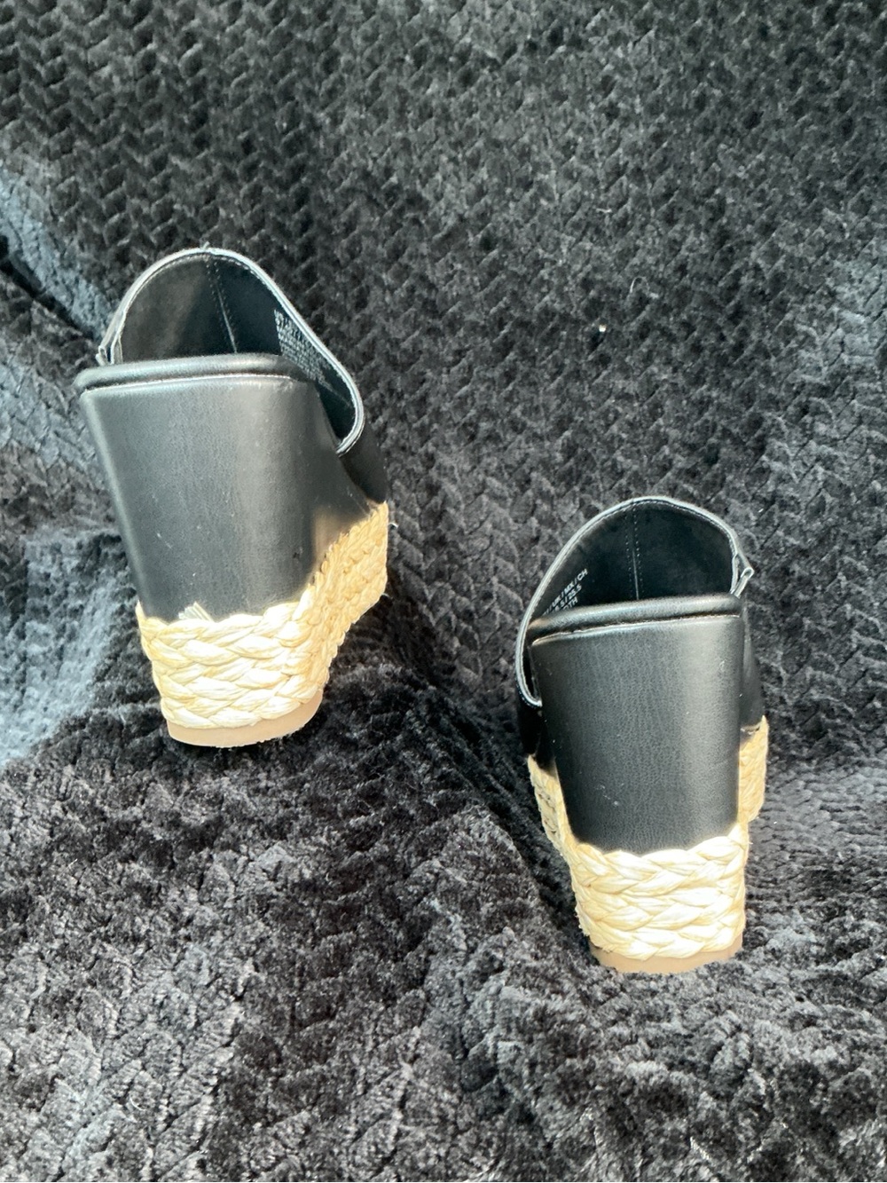 Kenneth Cole Reaction Black Slide Platform Espadrilles - Picture 3 of 9